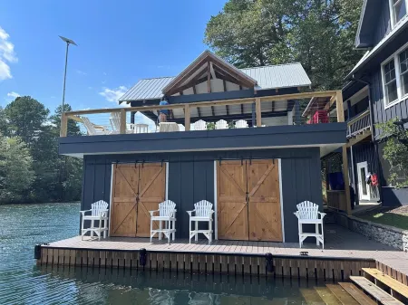 Lake Rabun Rental - Classic Waterside Home and Boathouse