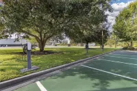 Best Western Plus Richmond Hill Inn - parking