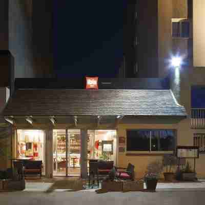 Hotel Ibis Châtellerault Hotel Exterior