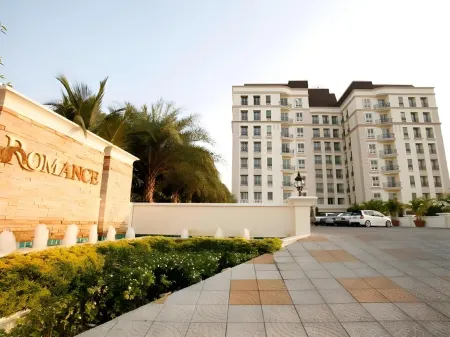 Romance Hotel Bangna Отели рядом с достопримечательностью «Ramkhamhaeng University Bang Na Campus»
