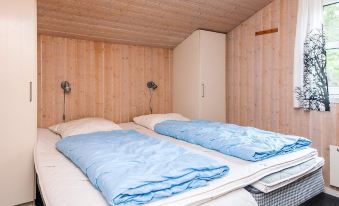 Idyllic Retreat with Whirlpool-by Traum