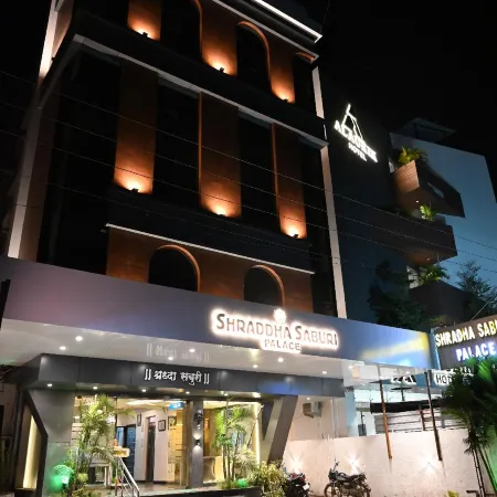 Hotel Shradha Saburi Palace
