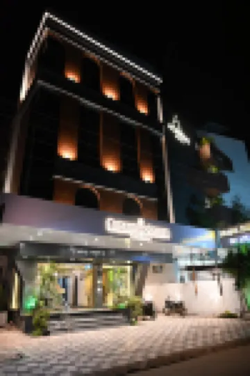 Hotel Shradha Saburi Palace