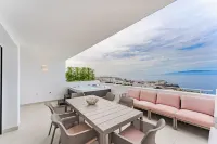 Maravilloso Triplex con Pisicna Privada, Jacuzzi y Sauna en los Gigantes