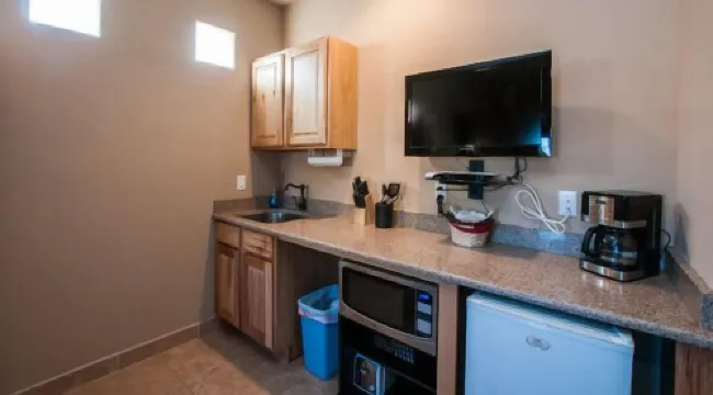 Separate Private Detached 1 Room Casita with your own entrance