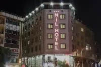 尼爾飯店 住宿飯店