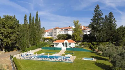 Hotel Urgeirica Hotels in 