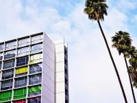 The LINE Hotel LA โรงแรมใกล้Wiltern Theatre