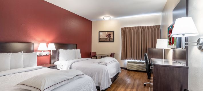 Red Roof Plus+ Phoenix West Hotels in Phoenix