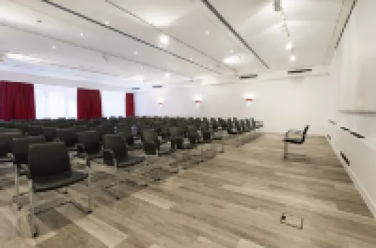 โรงแรมดอร์เมโร มึนเคน-เคียร์ชไฮม์ เมสเซอ