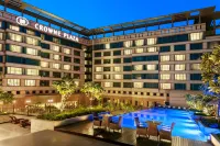 Crowne Plaza GURGAON by IHG - Rooftop Pools