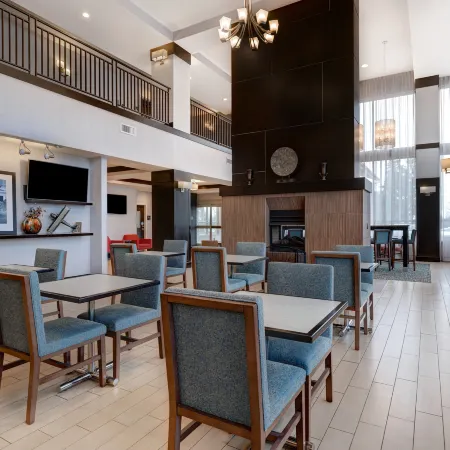 Hampton Inn & Suites Seattle/Federal Way
