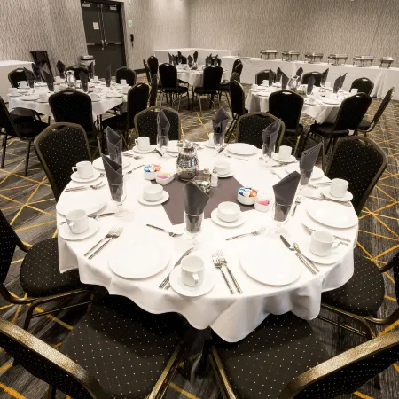 Holiday Inn & Suites DETROIT - TROY by IHG