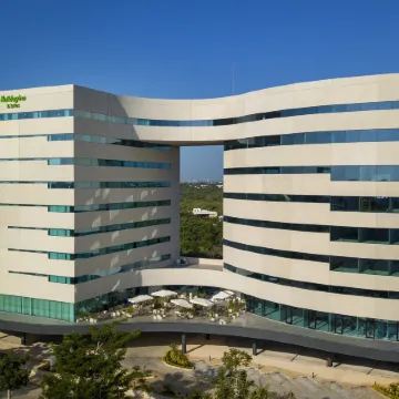 Holiday Inn & Suites MERIDA LA ISLA by IHG