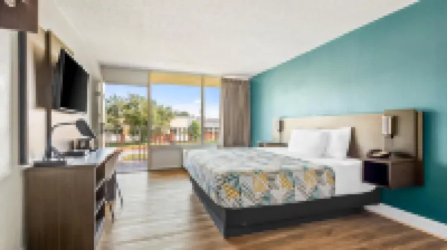 สตูดิโอ 6 แฮมมอนด์, LA – I12 – I55