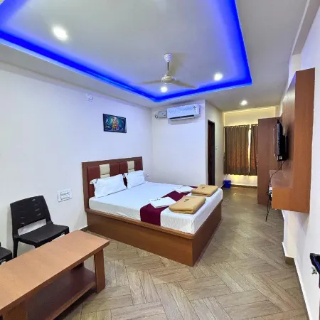 Sri Krishna Lodge Tekkatte