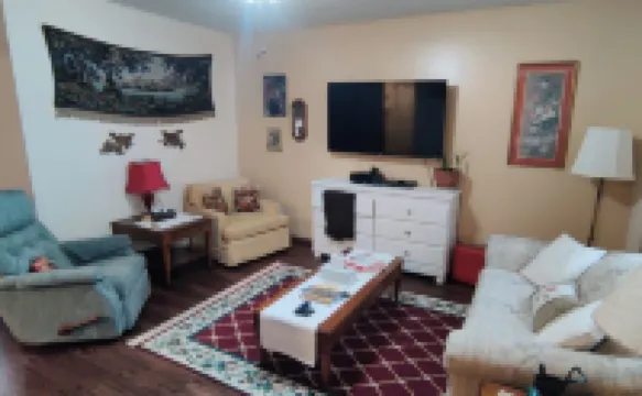 Button's Apartment-Cozy vintage-style 2-bedroom place in historic Batesville
