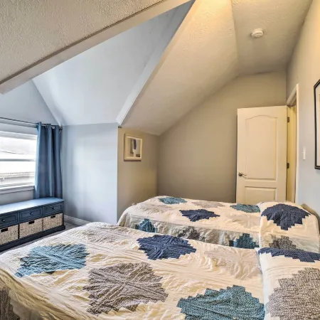 Pittsburgh Vacation Rental in Lawrenceville!