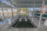 Lake of the Ozarks Premier lakefront 3-bedroom condo. Fishing, Swimming,boating.