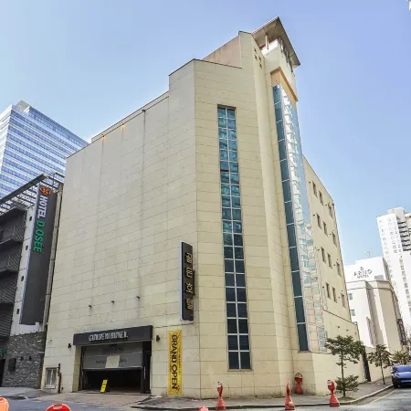Bundang Golden Отели рядом с достопримечательностью «Станция метро Sunae»