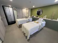 Hotel Ryo 74B Suites by Growing Group - spa