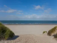 Enjoy Luxury and Comfort in Holiday Villa Kavel 10 Hotels in Renesse
