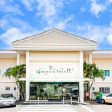 Lacqua DiRoma III - Via Caldas Hotel a 