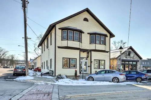 Delafield Vacation Rental Near Lakes and Parks!
