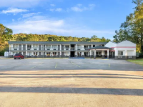 Super 8 by Wyndham Gadsden Al Hotels in Gadsden