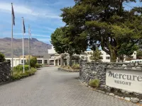 Mercure Queenstown Resort - bar