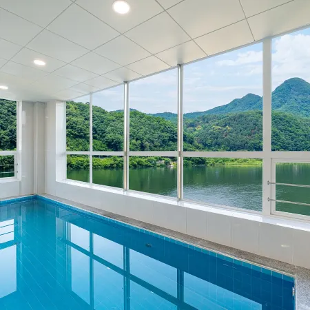 Nami Island Chaeungan Pool Villa Отели рядом с достопримечательностью «Сад Евхавон»
