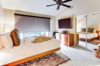 Patio + Resort Amenities: Palm Desert Escape - Condos