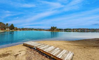1/2 Mi to Lake! Traverse City Retreat w/ Dock
