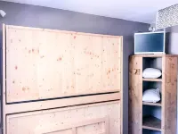 4 Rooms for 10 People