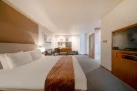 Hyunjin Tourist Hotel