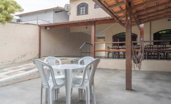 Casa Pet Friendly c Churrasqueira a 120m da Praia