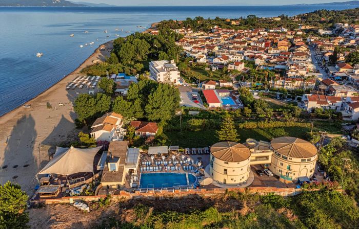 Island Beach Resort - Adults Only