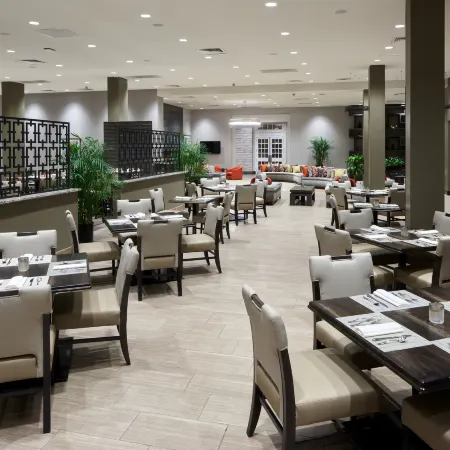 Holiday Inn & Suites PHILADELPHIA W - DREXEL HILL by IHG