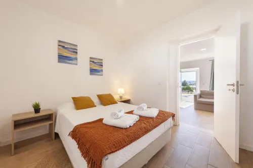 X 02 - 2 Bedroom Apartment in Quinta da Ponte