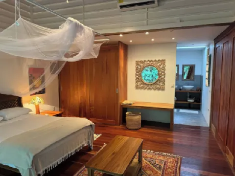 Casa Luminosa - 靠近海灘的叢林泳池別墅 酒店