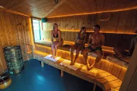 Huntingdon Hotel and Suites - spa