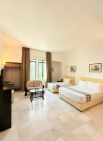 檳城種馬套房酒店 日落洞酒店