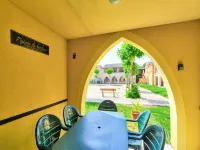 House in Monflanquin by Scenic Lake