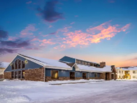 AmericInn by Wyndham Aberdeen Event Center Hotels in Aberdeen