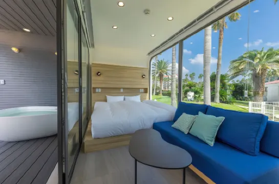 Space Key Point Riviera Zushi Marina