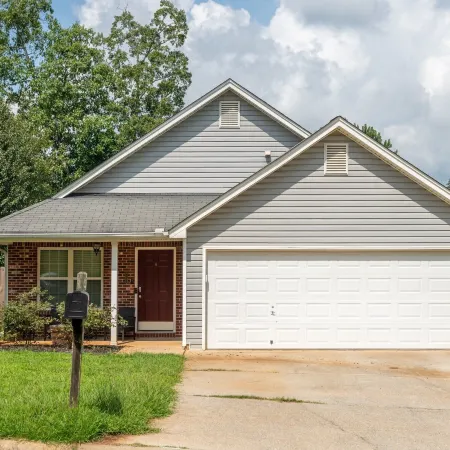 18 Larkspur Ln Emerson