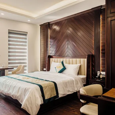 Golden Hotel Ha Noi Hotels near Long Bien