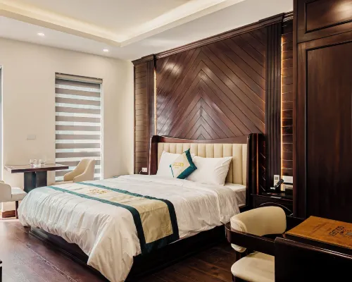 Golden Hotel Ha Noi Hotels near Long Bien