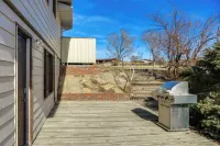Modern Riverton Retreat: Near 4th of July Parades! - Apartments