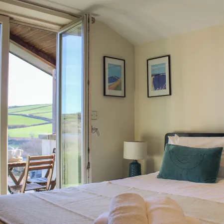 10 Oceans Edge